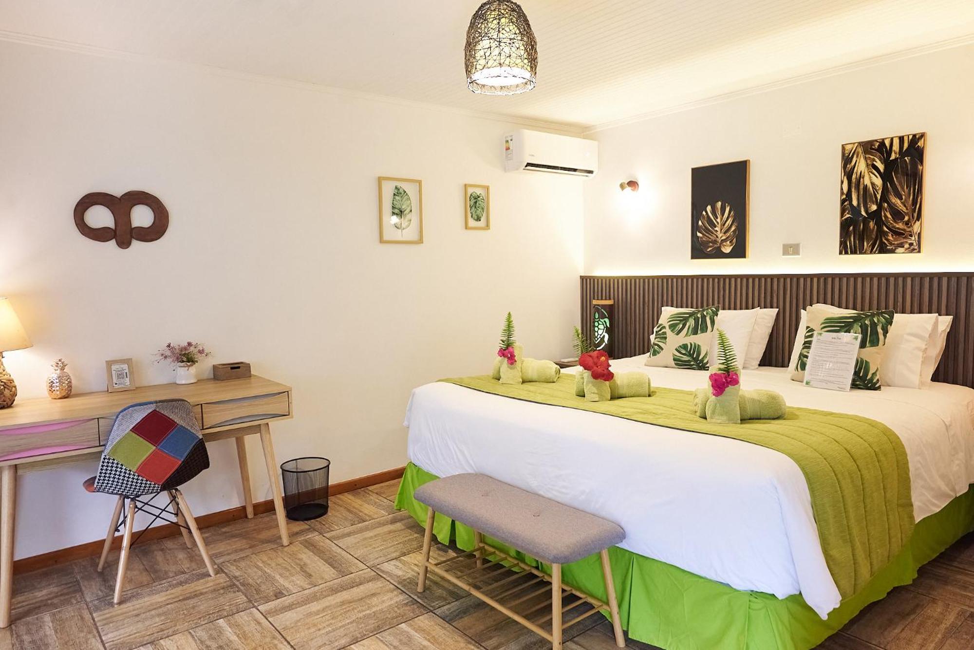 Hare Nua Hotel Boutique Hanga Roa Buitenkant foto