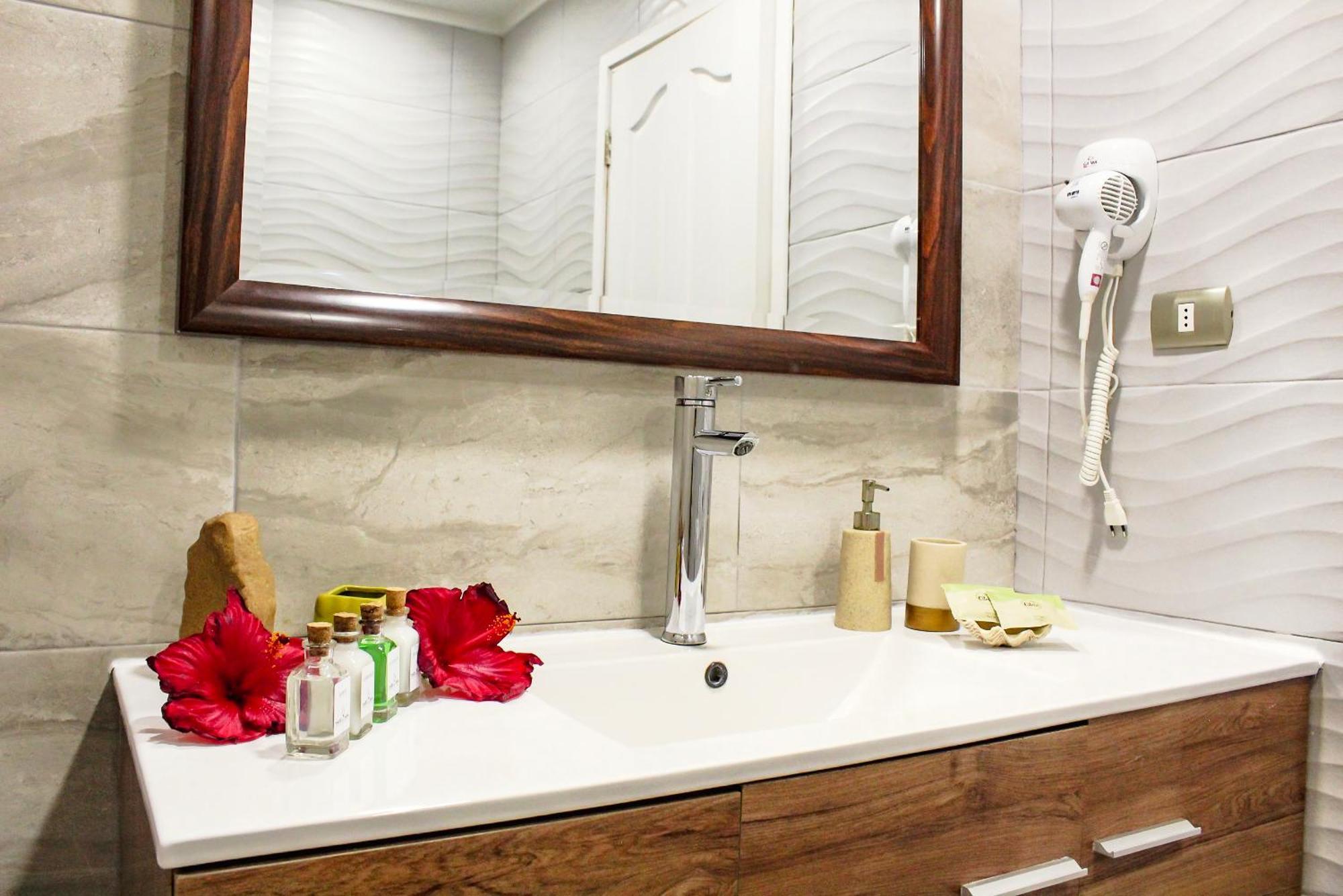 Hare Nua Hotel Boutique Hanga Roa Buitenkant foto
